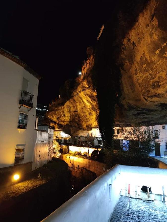 La Casa Del Rio Appartement Setenil De Las Bodegas Buitenkant foto