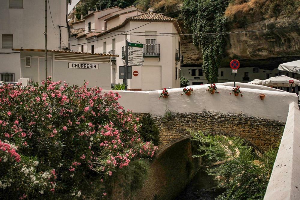 La Casa Del Rio Appartement Setenil De Las Bodegas Buitenkant foto